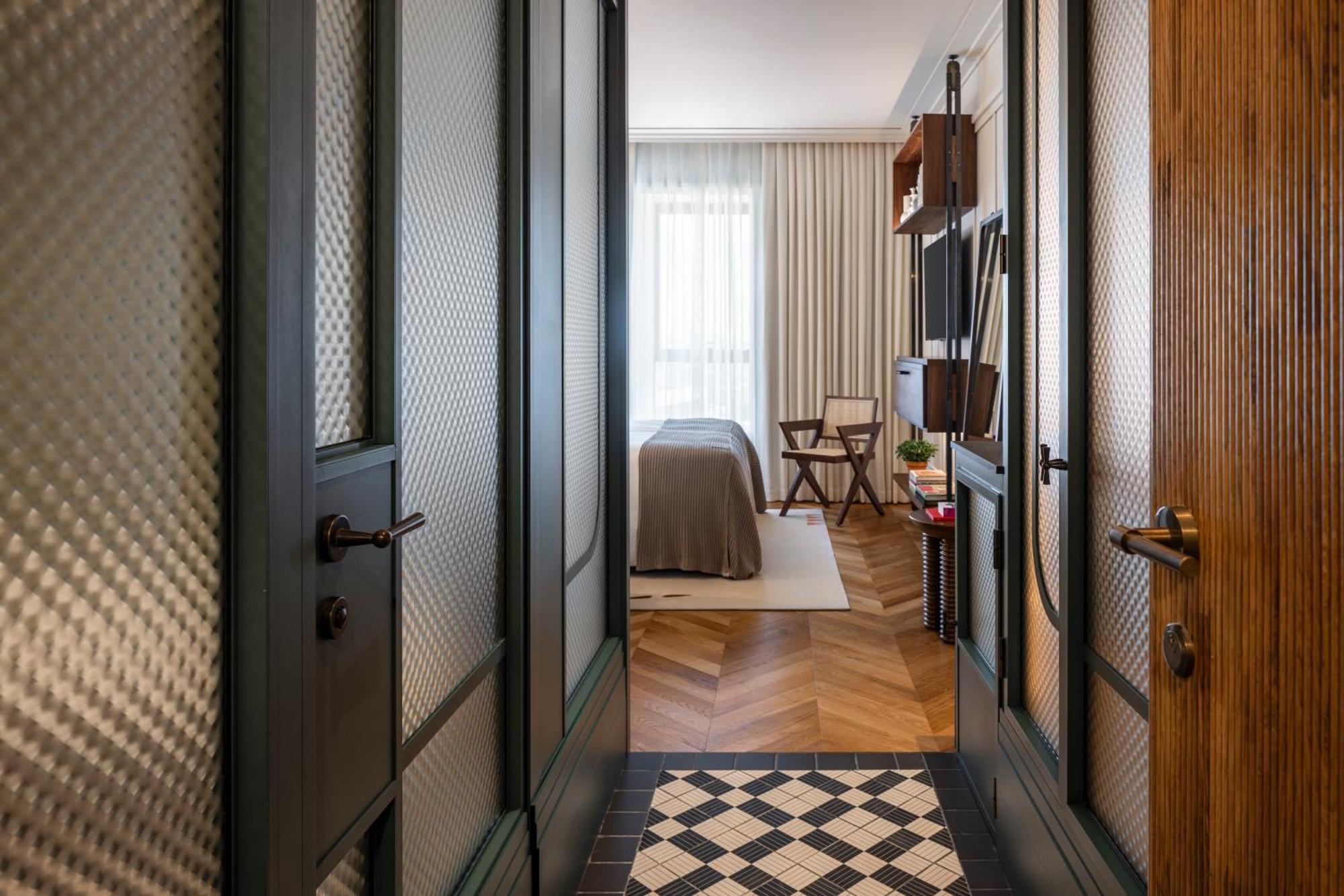 The George Tel Aviv Hotell Exteriör bild